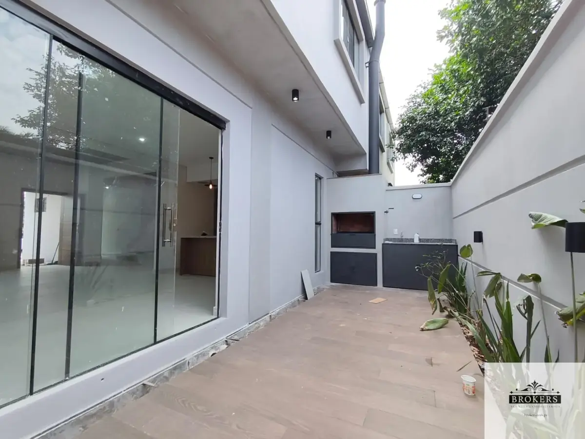 Casa de 3 quartos à Venda no Cuarto Barrio, Luque - Image 6