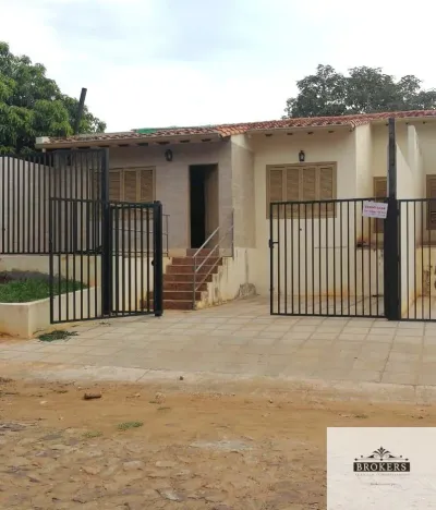 3-Bedroom House for Sale in Segundo Barrio, Luque