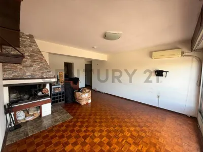 4-Bedroom Apartment for Sale in Parque Rodó, Montevideo