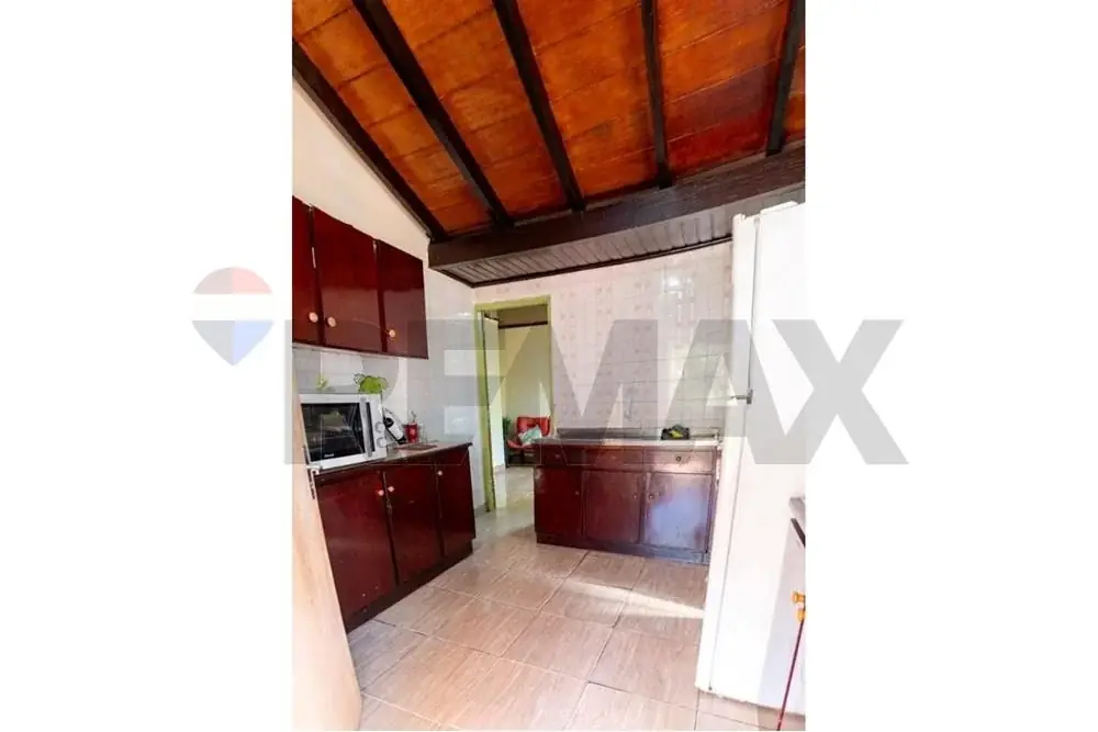 4-Bedroom House for Sale in Che la Reina, Ciudad del Este - Image 11