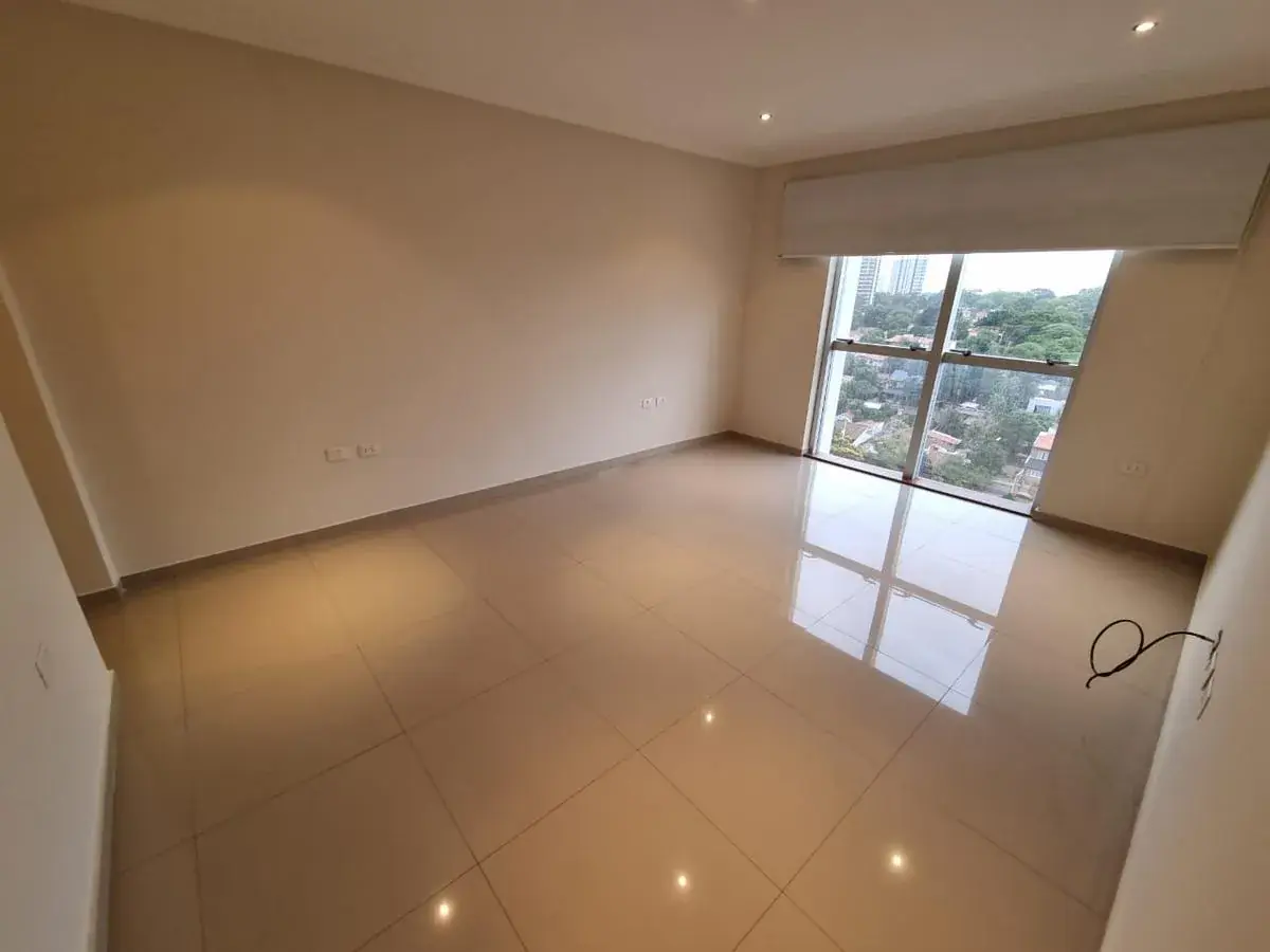 4-Bedroom Apartment for Sale in Carmelitas, Asunción - Image 19