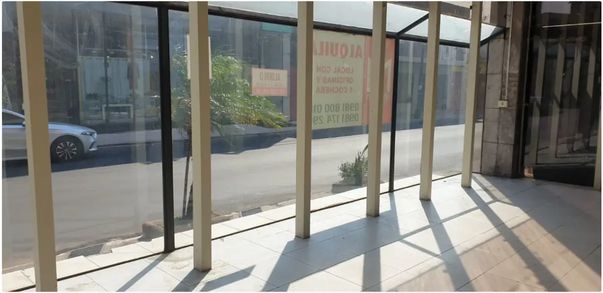 Local Comercial de 133,2m² en Alquiler en La Catedral, Asunción - Image 2