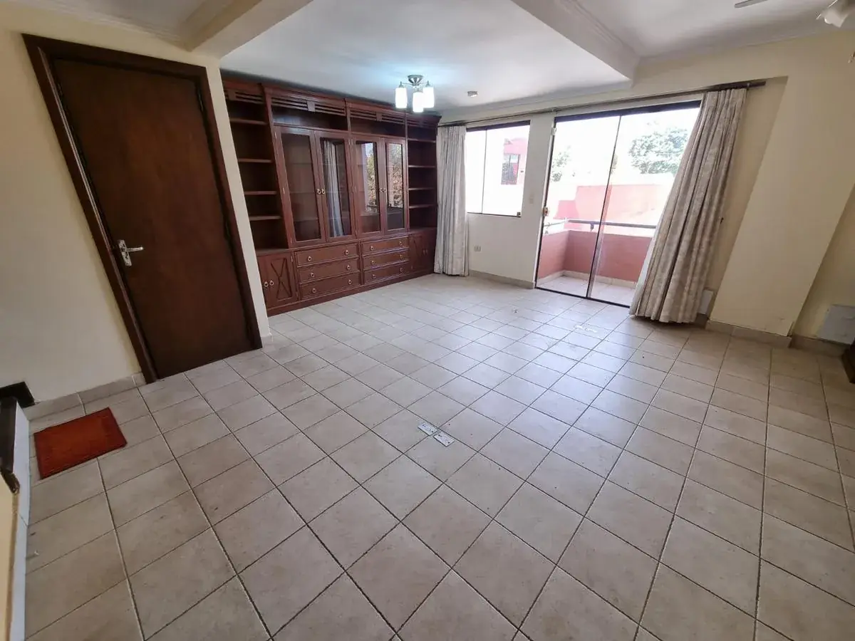 Departamento de 3 dormitorios en Venta en Carmelitas, Asunción - Image 6
