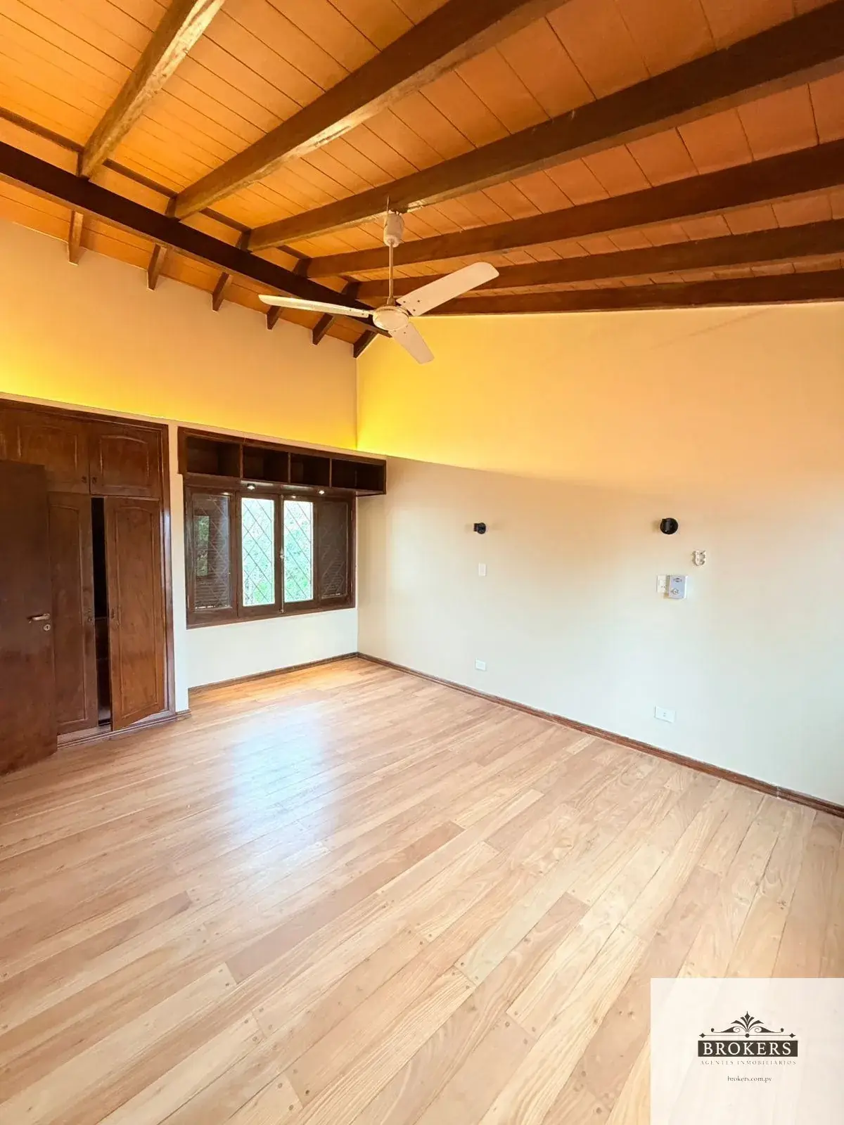 Casa de 4 dormitorios en Venta en Laguna Grande, Fernando de la Mora - Image 20