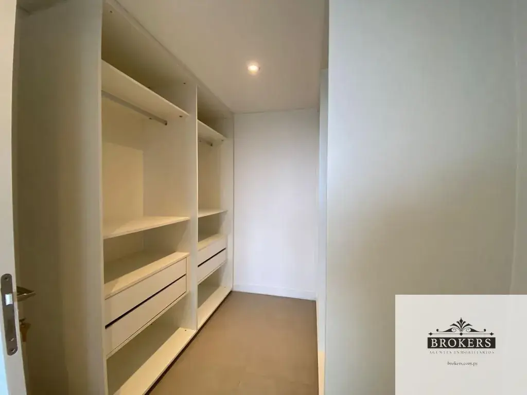 4-Bedroom Apartment for Sale in Mburucuyá, Asunción - Image 20