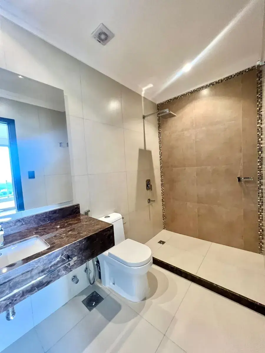 2-Bedroom Apartment for Sale in Carmelitas, Asunción - Image 9