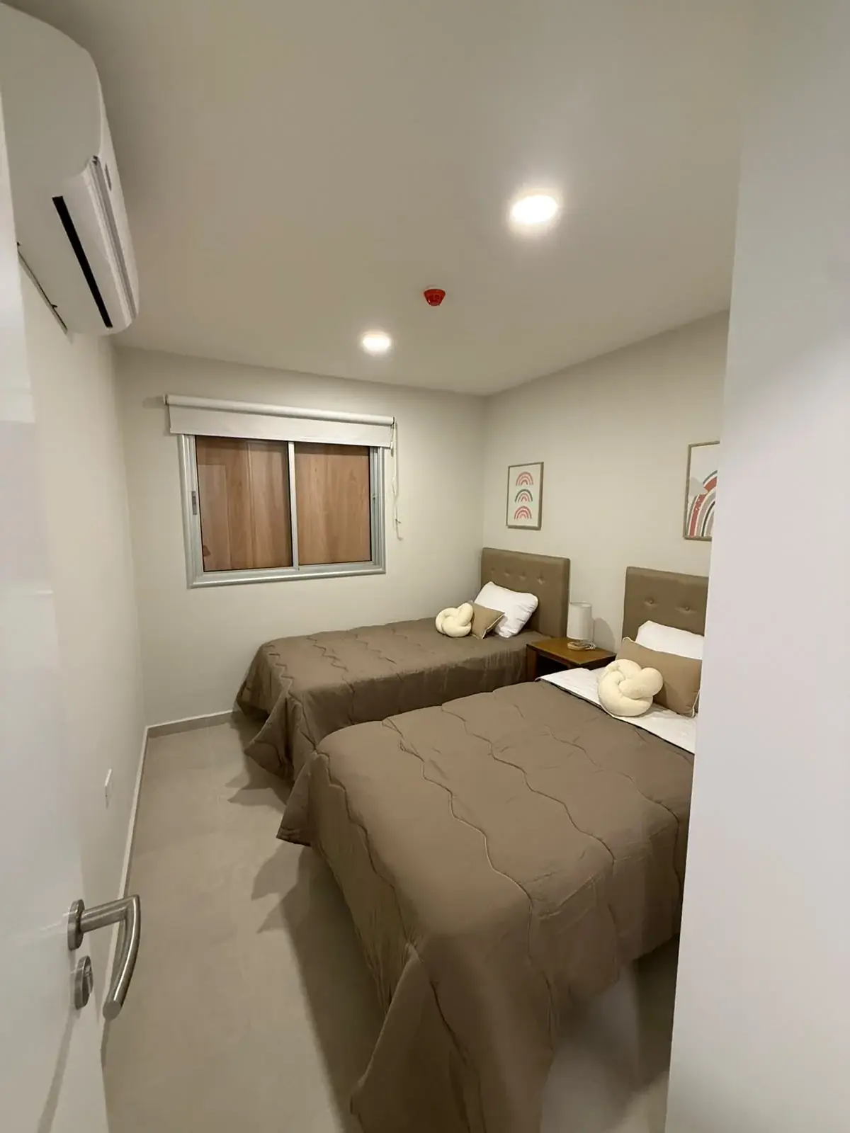 Departamento de 2 dormitorios en Edificio Navila, 68m², en Venta en Kamba Cuá, Fernando de la Mora - Image 10