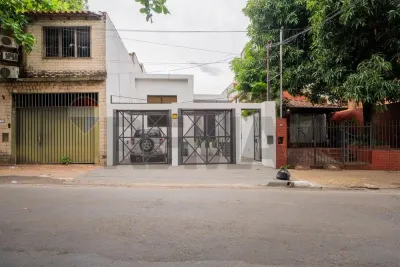 Office of 300m² for Rent in Las Mercedes, Asunción