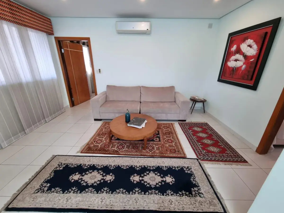 Casa de 3 dormitorios en Venta en Madame Lynch, Asunción - Image 20