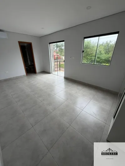 Casa de 3 dormitorios en Venta en Cuarto Barrio, Luque