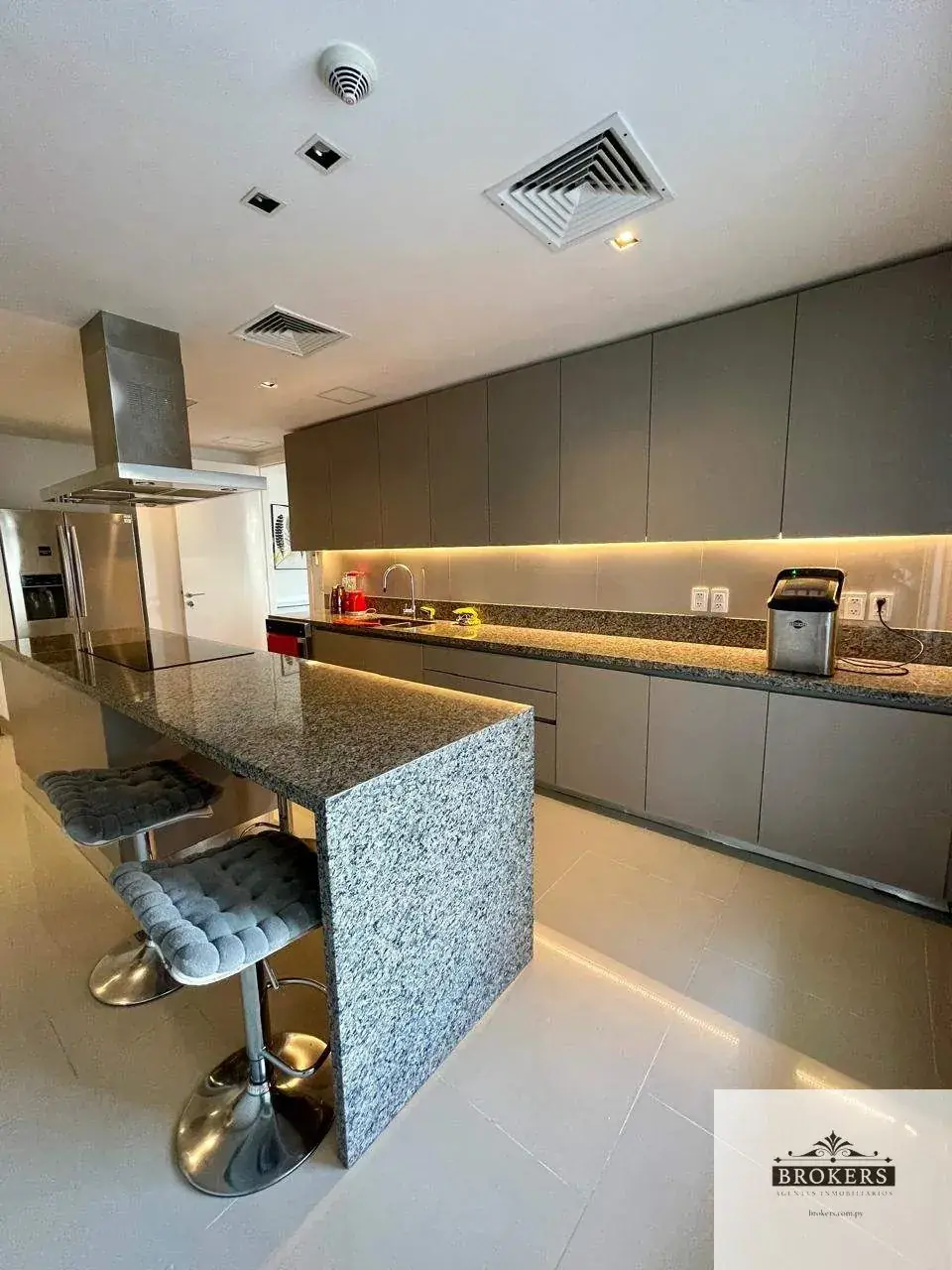 Apartamento de 4 quartos à Venda em Mburucuyá, Assunção - Image 12