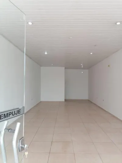 Retail Space of 30m² for Rent in Las Residentas, Fernando de la Mora