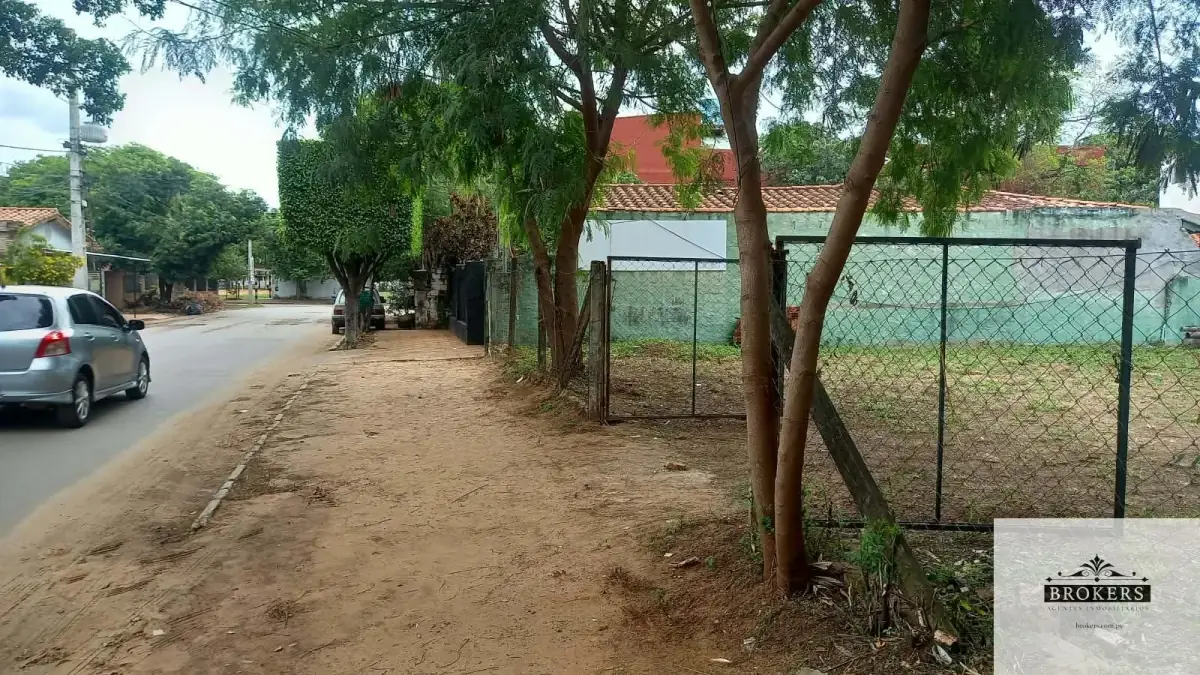 391m² Lot for Sale in Cuarto Barrio, Luque - Image 5
