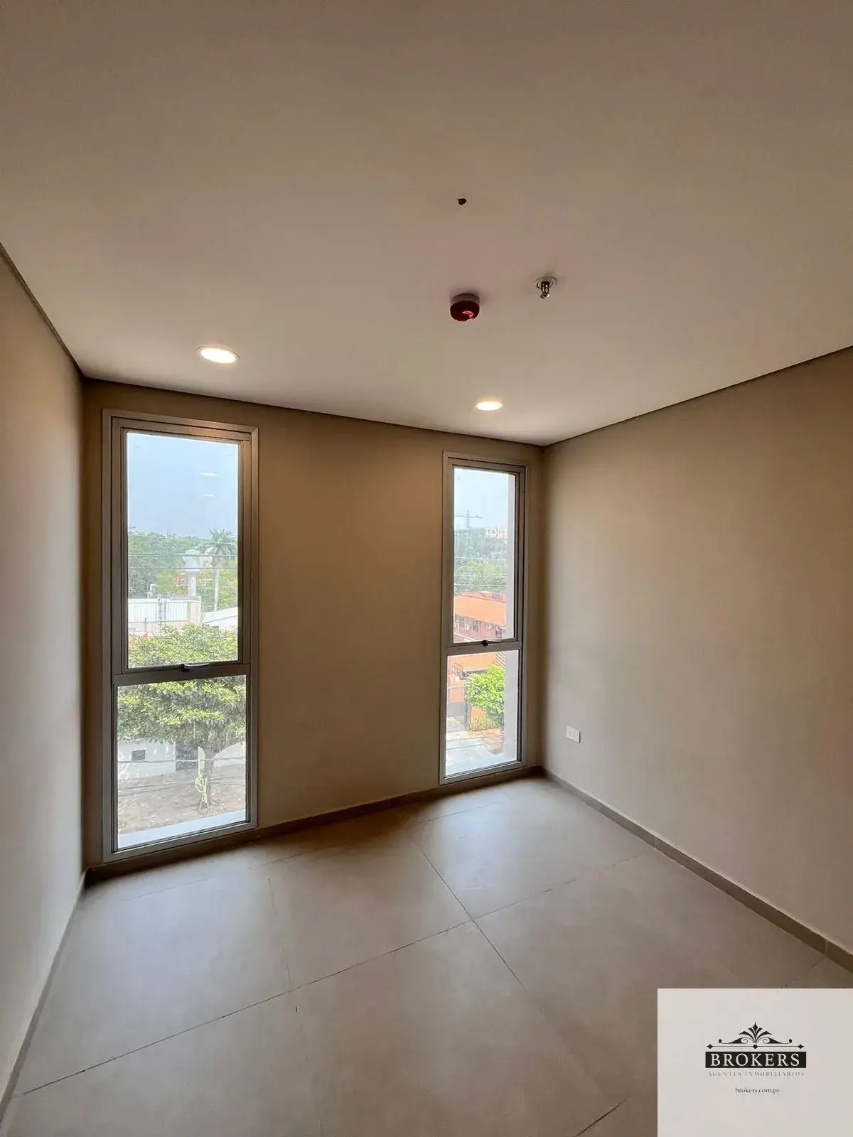 Departamento de 2 dormitorios en Venta en Carmelitas, Asunción - Image 6