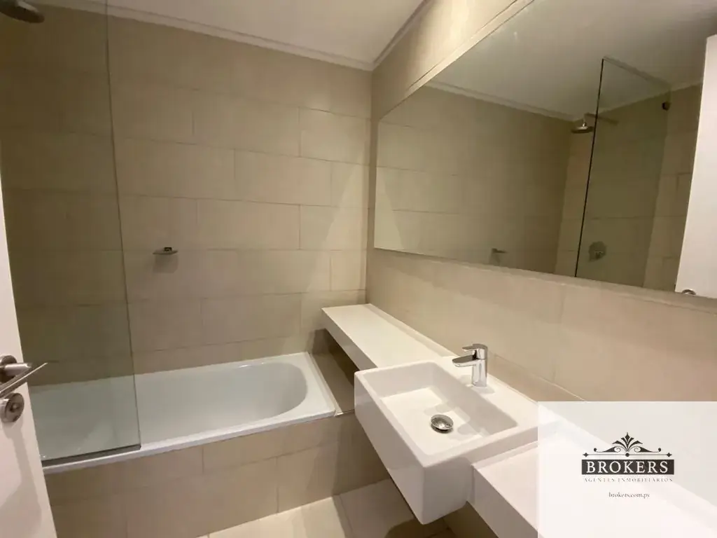 4-Bedroom Apartment for Sale in Mburucuyá, Asunción - Image 17