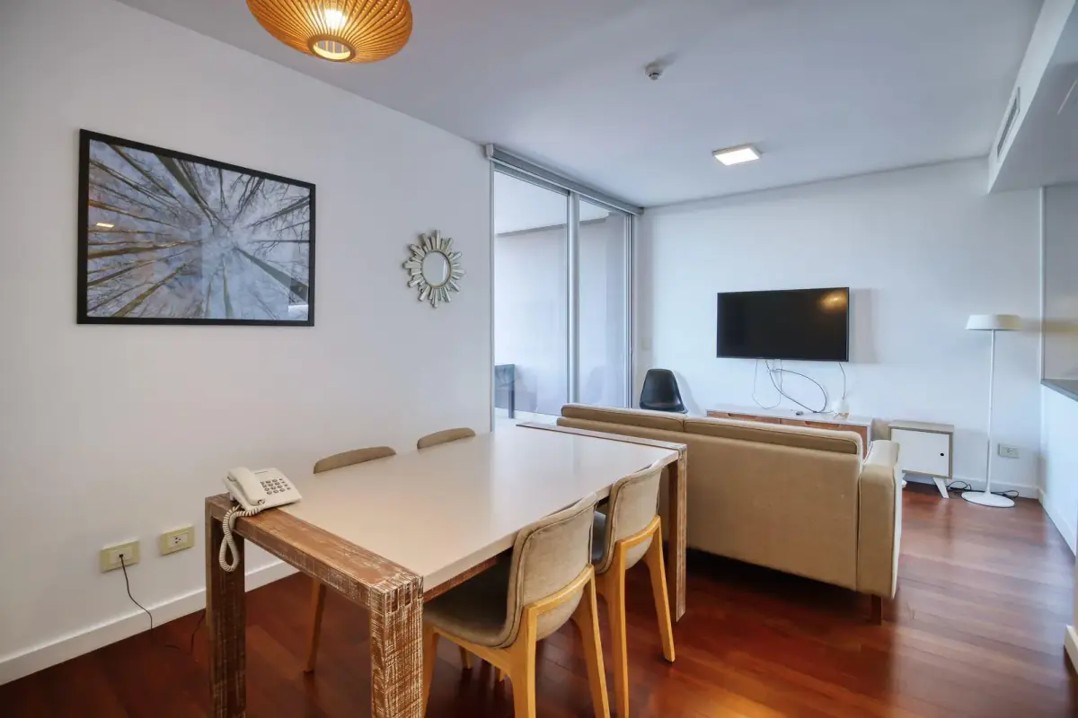 2-Bedroom Apartment for Rent in San Jorge, Asunción - Image 2