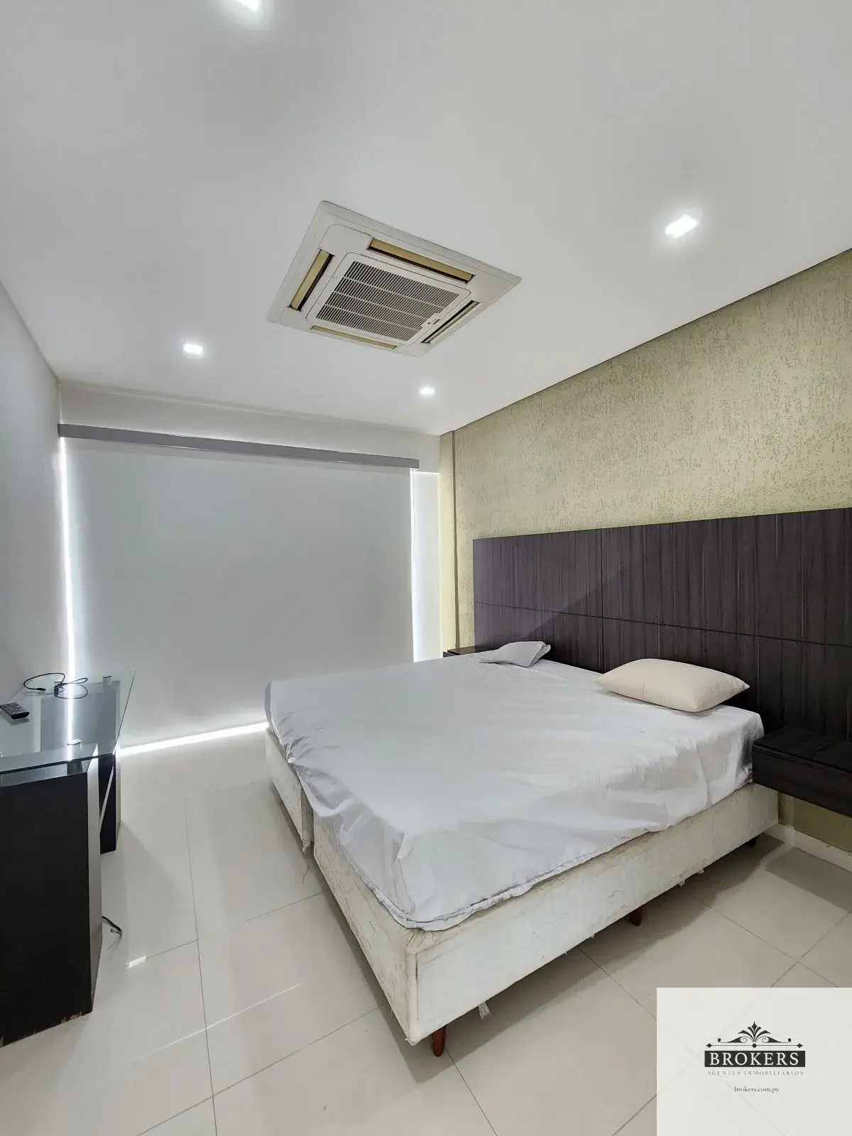 Casa de 3 dormitorios en Venta en Ycuá Satí, Asunción - Image 12