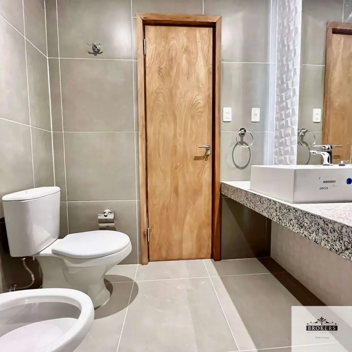 3-Bedroom Apartment for Sale in Jara, Asunción - Image 13