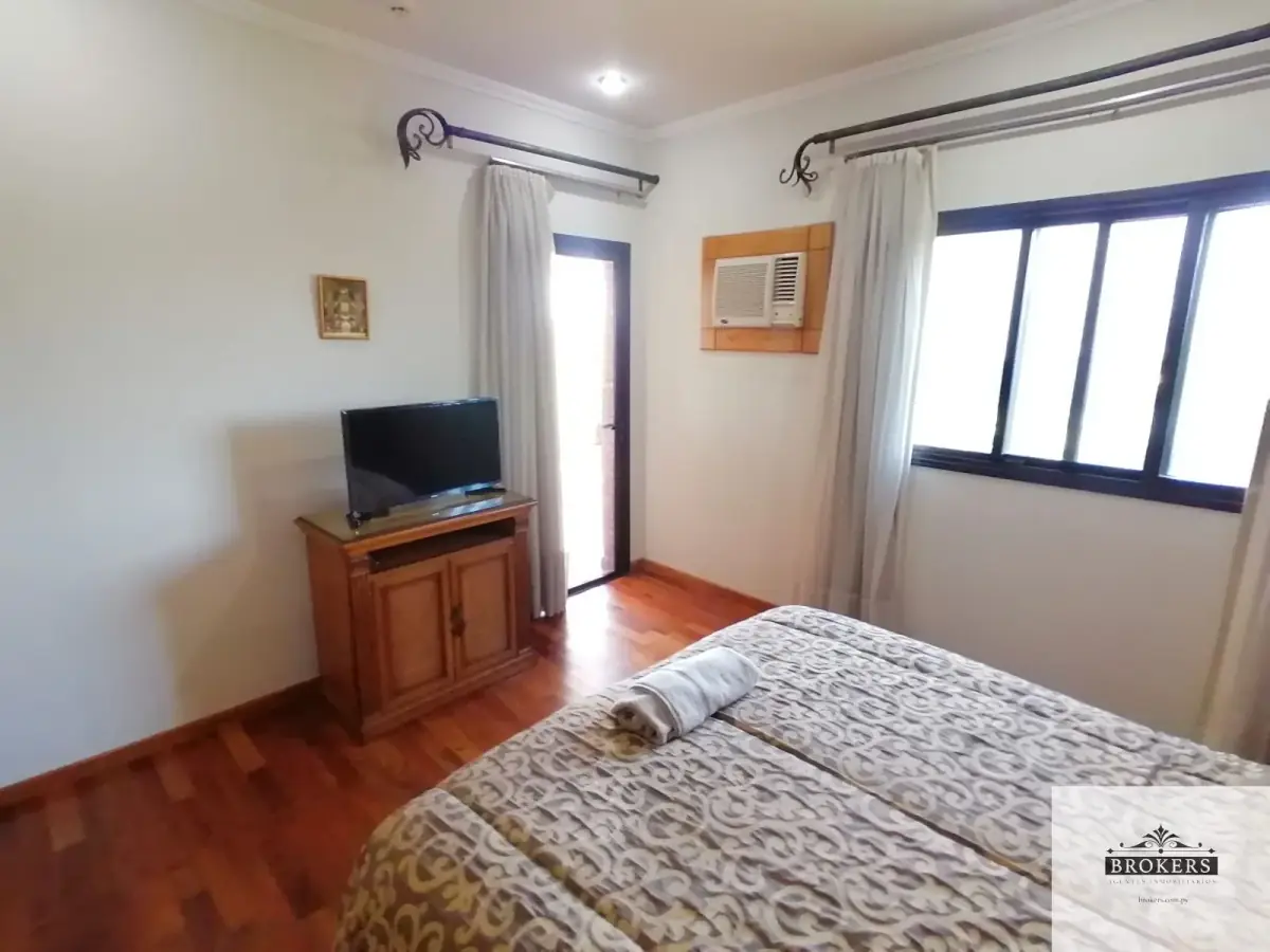 Departamento de 3 dormitorios en Venta en Ycuá Satí, Asunción - Image 8