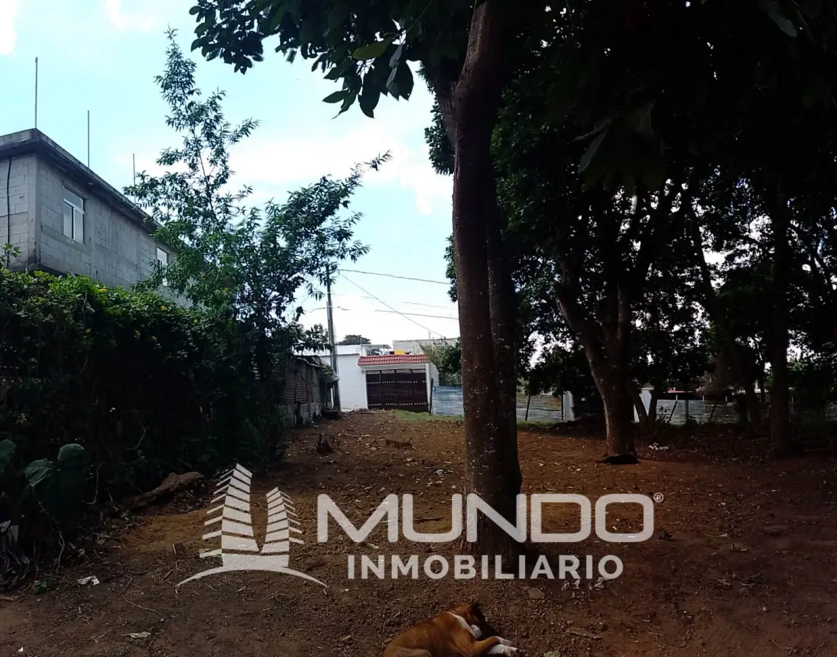 250m² Lot for Sale in San Lucas Sacatepéquez - Image 2