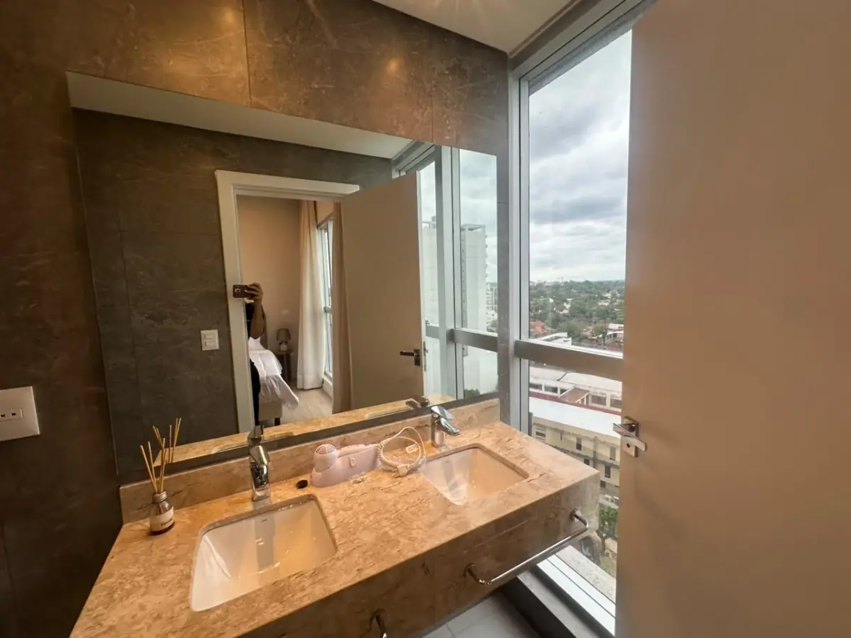 Apartamento de 2 quartos no Edifício Petra Tower, 90m², para Aluguel em Las Lomas, Assunção - Image 8