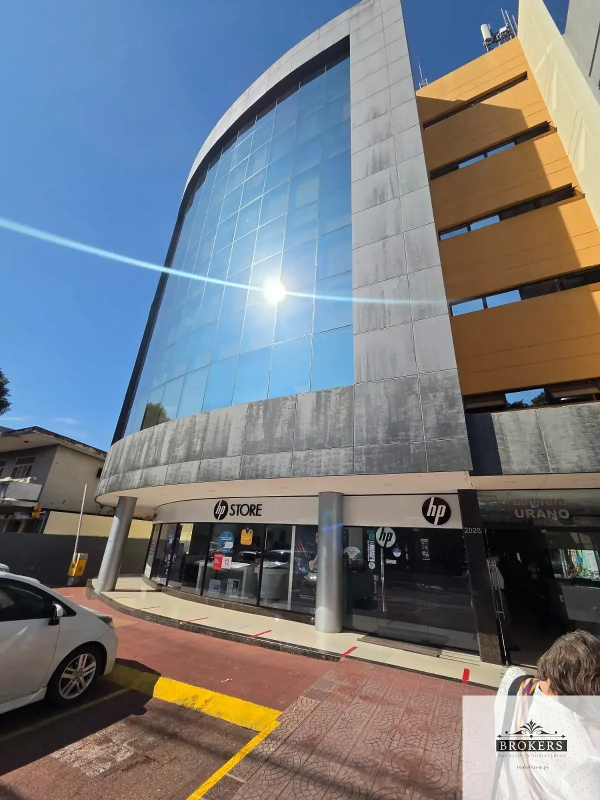 Espaço Comercial de 406m² para Aluguel em Mariscal Lopez, Assunção - Image 7