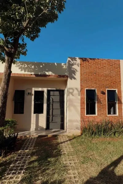 Casa de 2 dormitorios en Venta en Capiatá