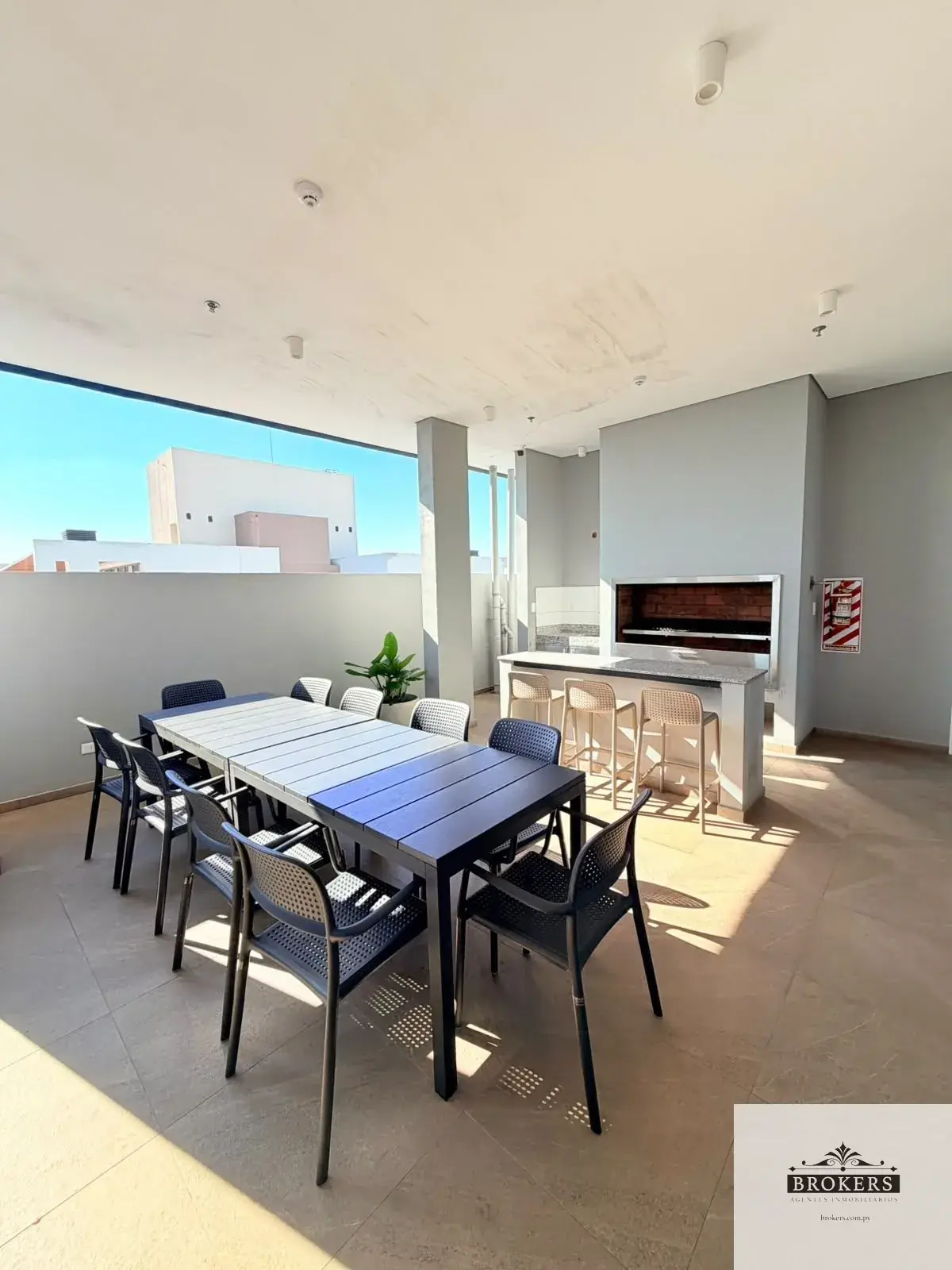 Apartamento de 1 Quarto à Venda em Mburucuyá, Assunção - Image 12