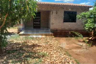 Casa de 2 dormitorios en Venta en Julián Augusto Saldívar