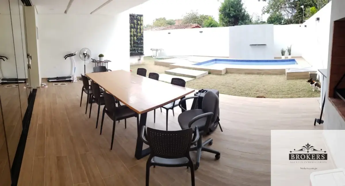 4-Bedroom House for Sale in Loma Merlo, Luque - Image 20