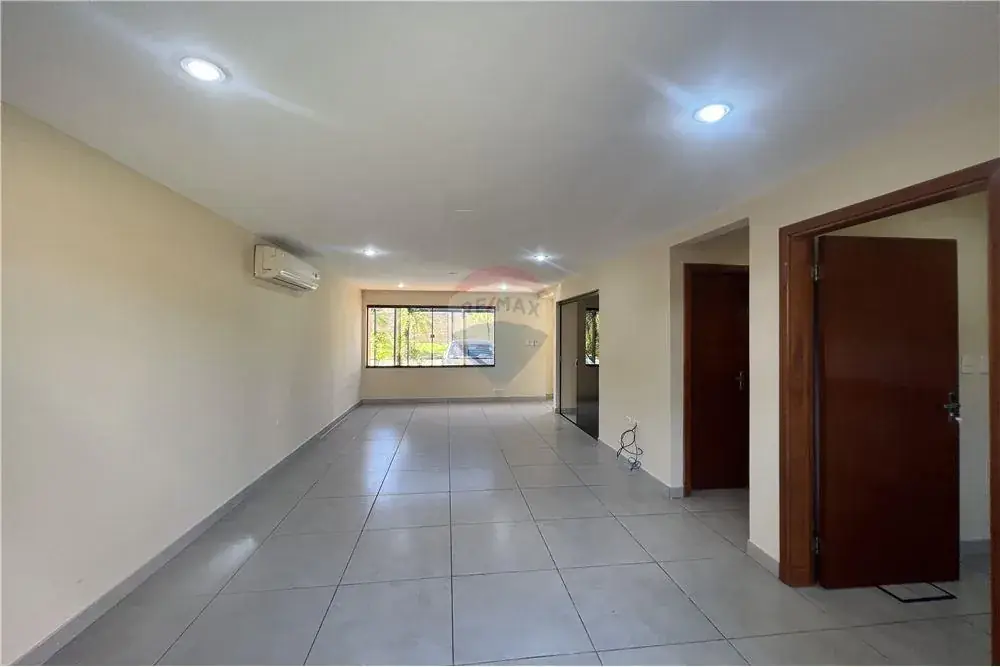 Departamento de 3 dormitorios en Venta en Cuarto Barrio, Luque - Image 19