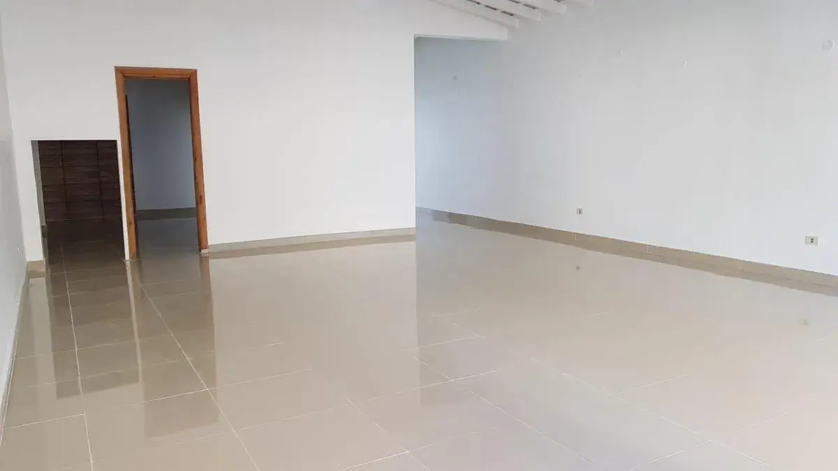 Loja de 120m² à Venda em San José, Asunción - Image 3