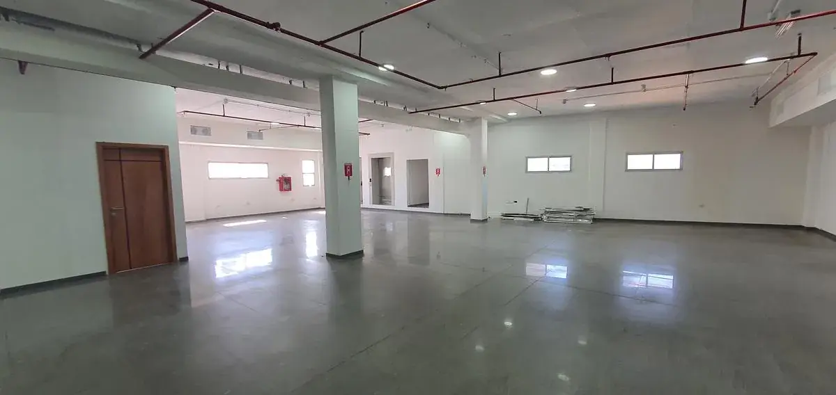 Retail Space of 3,080m² for Sale in Jara, Asunción - Image 17