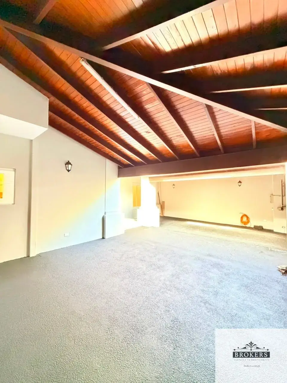 Casa de 3 dormitórios para Aluguel em Mburucuyá, Assunção - Image 4