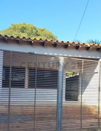 2-Bedroom House for Sale in Caaguazú, Ñemby