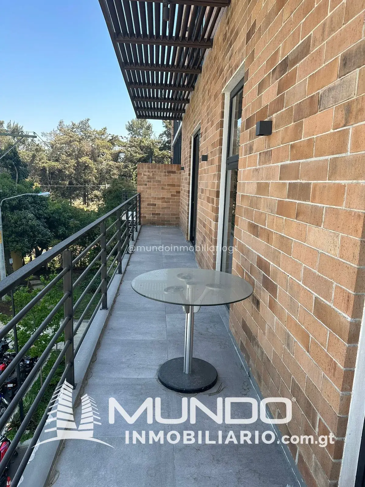 1-Bedroom Furnished Apartment, 50m², for Rent in Zone 10, Guatemala City - Image 5
