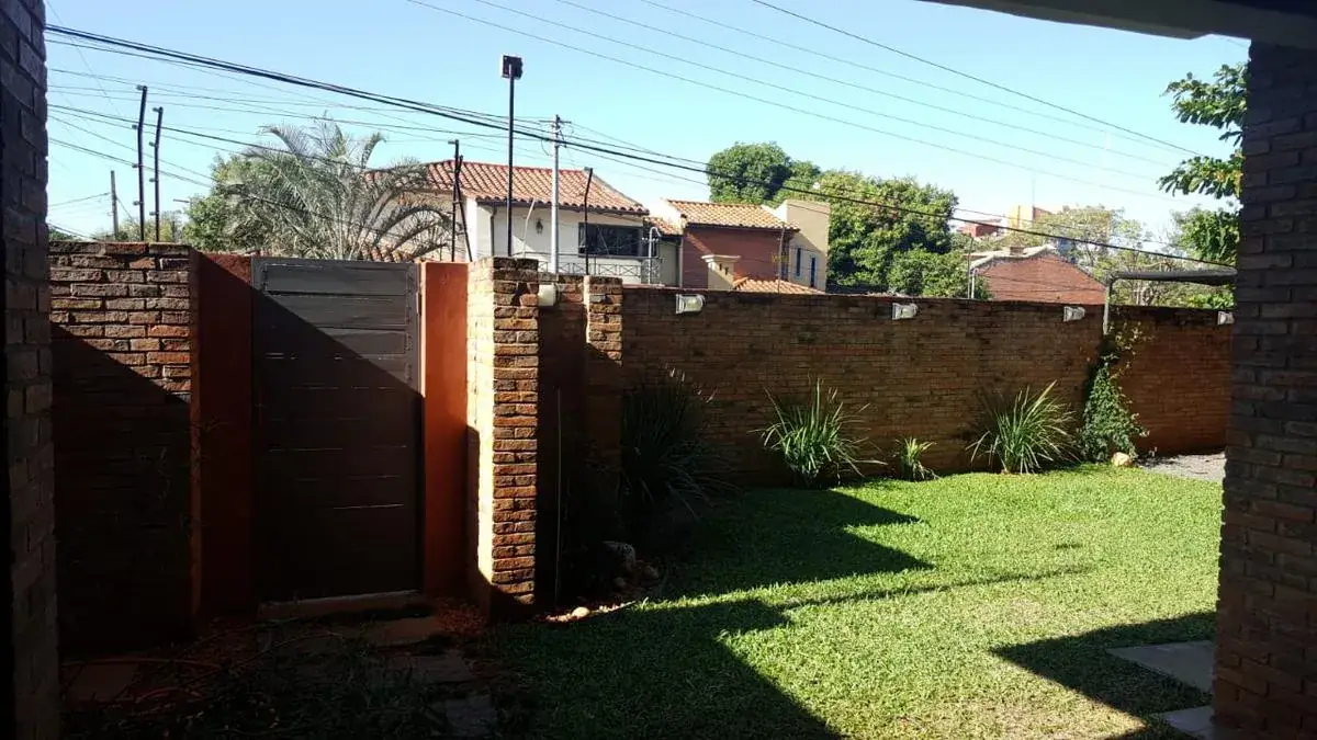 3-Bedroom House for Sale in Carmelitas, Asunción - Image 4