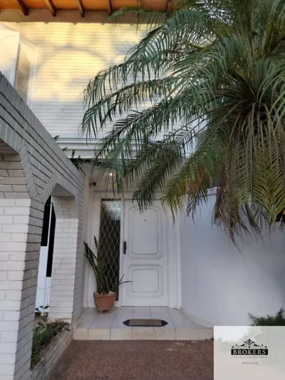 Casa de 3 dormitorios en Alquiler en Ycuá Satí, Asunción