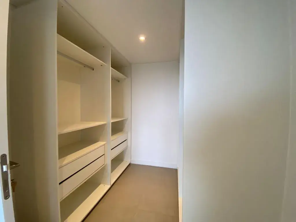 4-Bedroom Apartment for Rent in Mburucuyá, Asunción - Image 12