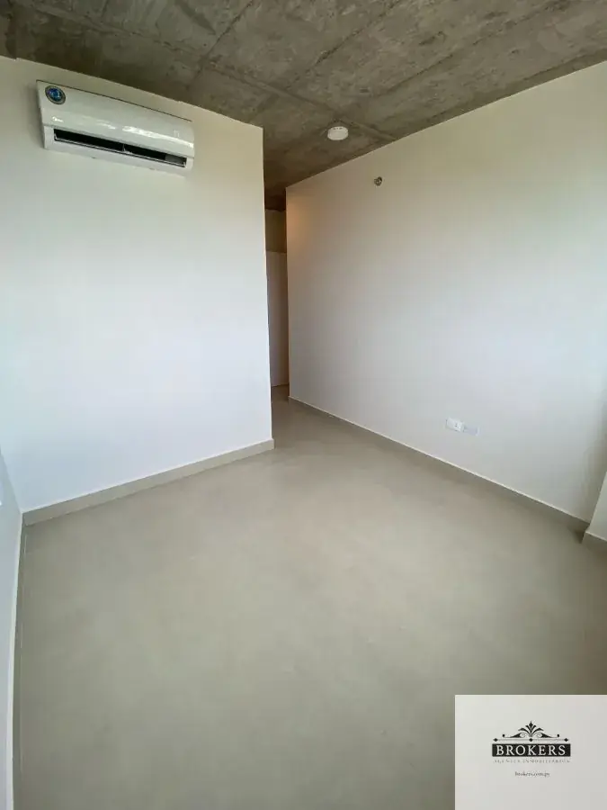 Departamento de 2 dormitorios en Venta en Santisima Trinidad, Asunción - Image 9