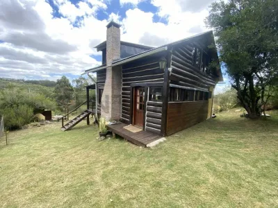 3-Bedroom House for Sale in Villa Serrana