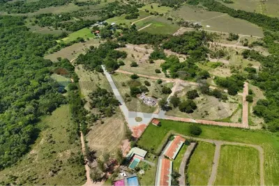 Casa de 2 dormitorios en Venta en Centro, Villa Elisa