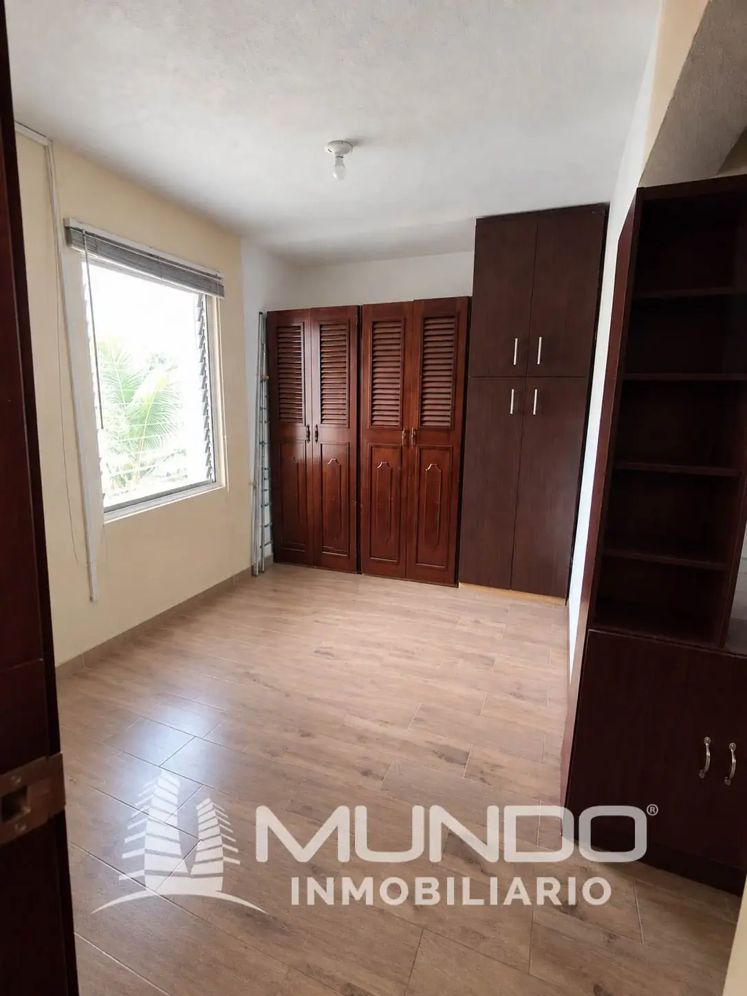 Casa de 4 dormitorios, 350m², en Venta en Zona 17, Ciudad de Guatemala - Image 4