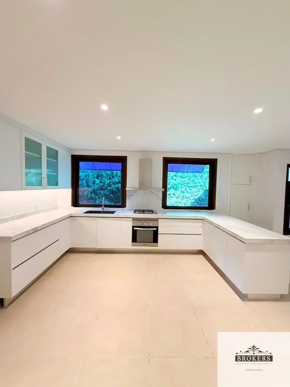 3-Bedroom House for Rent in San Jorge, Asunción - Image 9
