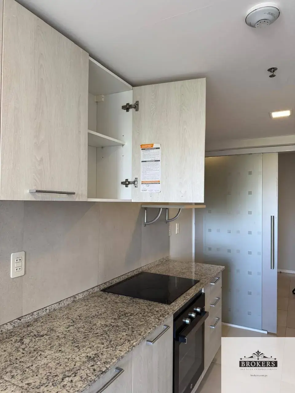 Departamento de 2 dormitorios en Venta en Mariscal Lopez, Asunción - Image 9
