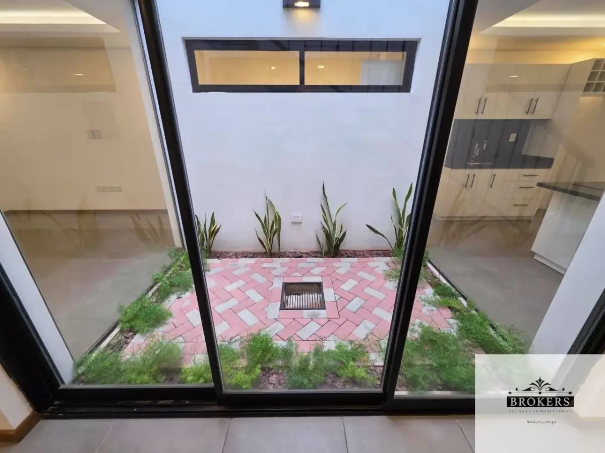 3-Bedroom House for Sale in Primer Barrio, Luque - Image 8