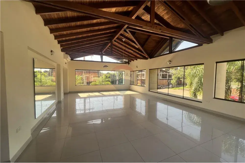 Departamento de 3 dormitorios en Venta en Cuarto Barrio, Luque - Image 16