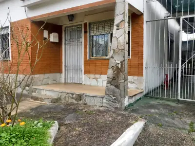 Casa de 2 dormitorios, 79m², en Venta en Las Piedras