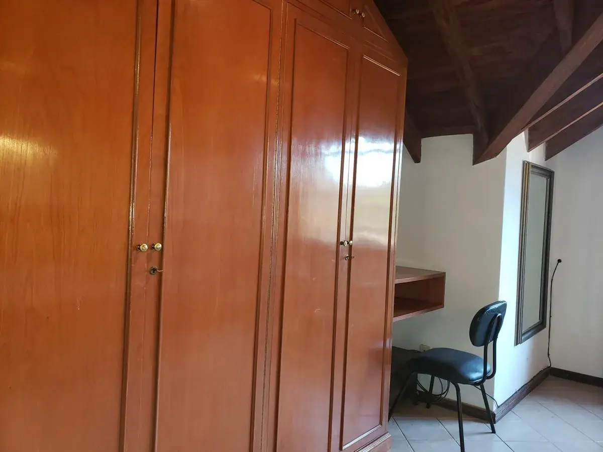 4-Bedroom House for Sale in Recoleta, Asunción - Image 9