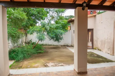 4-Bedroom House for Sale in Tercer Barrio, Luque